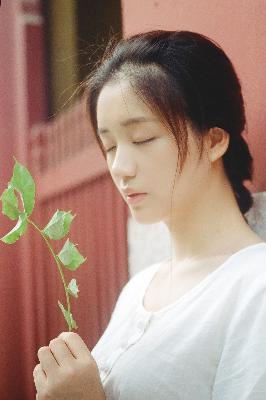 阴部上面毛毛的地方肉太多